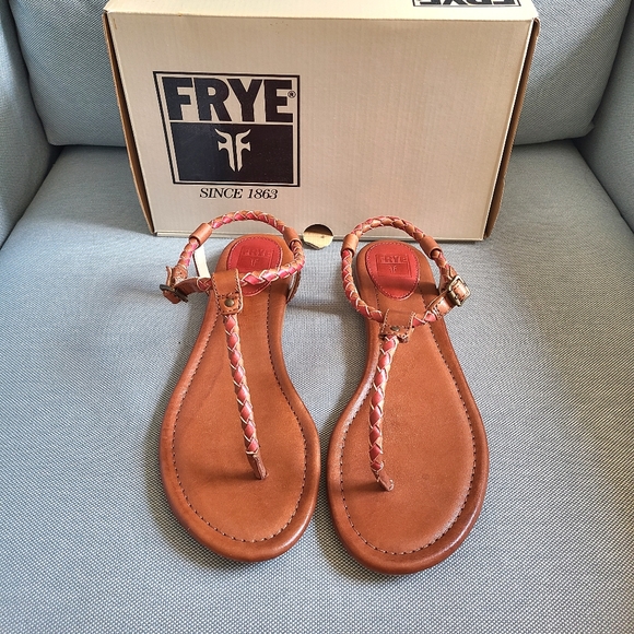 NIB Frye Madison Braided Thong Flat Sandals | Sz 9 - Picture 2 of 3